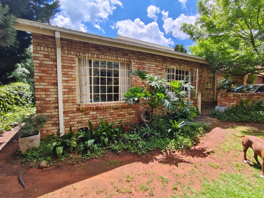 To Let 3 Bedroom Property for Rent in Pentagon Park Free State